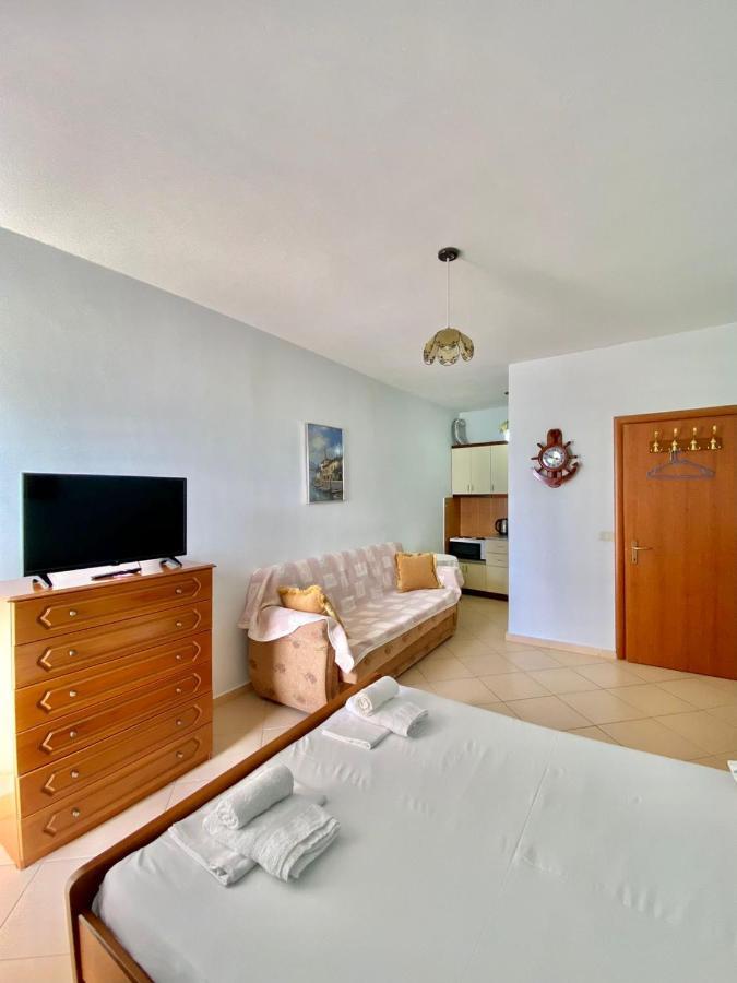 Caramel Sun Apartment Sarande Exterior photo